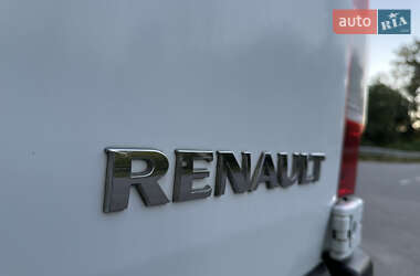 Грузовой фургон Renault Master 2016 в 
