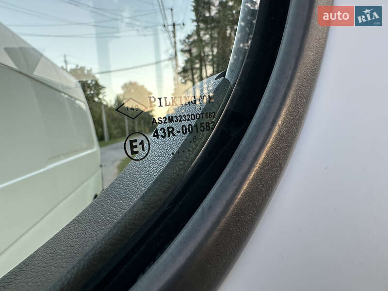 Грузовой фургон Renault Master 2016 в Киеве