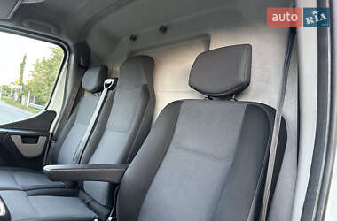 Грузовой фургон Renault Master 2016 в 