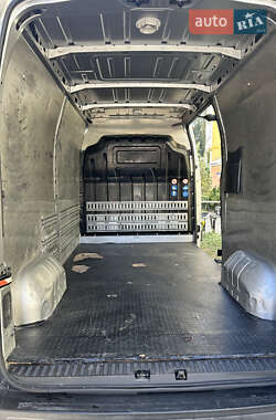 Грузовой фургон Renault Master 2016 в 