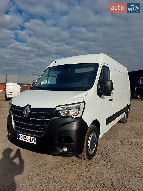 Грузовой фургон Renault Master 2021 в Млинове