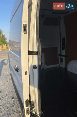 Грузовой фургон Renault Master 2021 в 