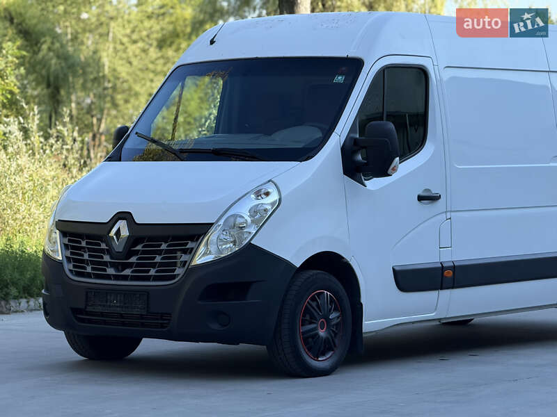 Грузовой фургон Renault Master 2017 в Дрогобыче