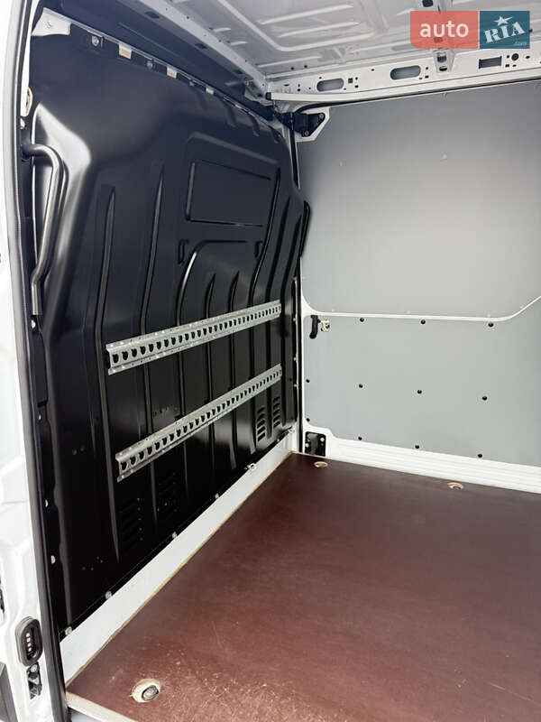 Грузовой фургон Renault Master 2021 в Луцке