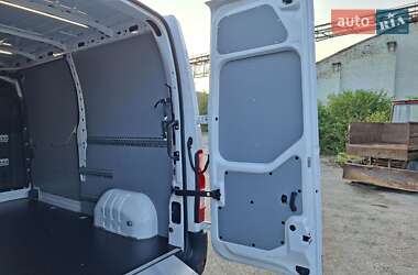 Грузовой фургон Renault Master 2021 в 