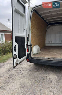 Другие грузовики Renault Master 2011 в 