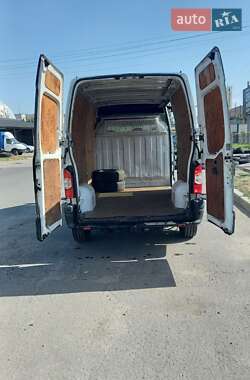 Грузовой фургон Renault Master 2008 в 