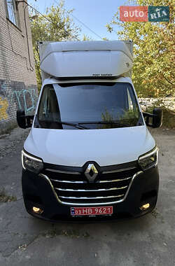 Грузовой фургон Renault Master 2020 в 