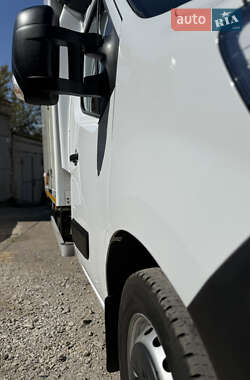 Грузовой фургон Renault Master 2020 в 