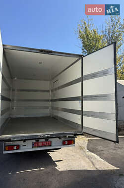 Грузовой фургон Renault Master 2020 в 