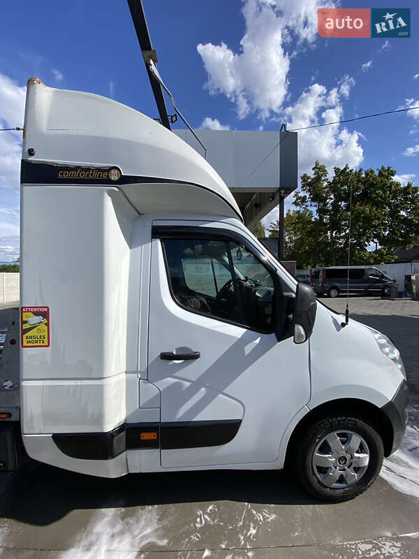 Автовоз Renault Master 2016 в Ровно