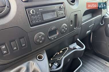 Грузовой фургон Renault Master 2019 в 