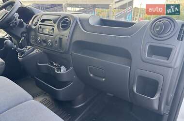 Грузовой фургон Renault Master 2019 в 