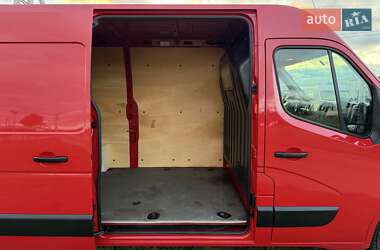 Грузовой фургон Renault Master 2019 в 