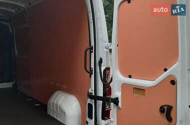 Вантажний фургон Renault Master 2021 в 