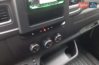 Вантажний фургон Renault Master 2021 в 