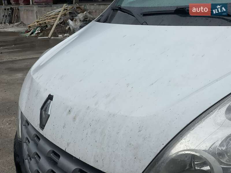 Грузовой фургон Renault Master 2012 в Ровно