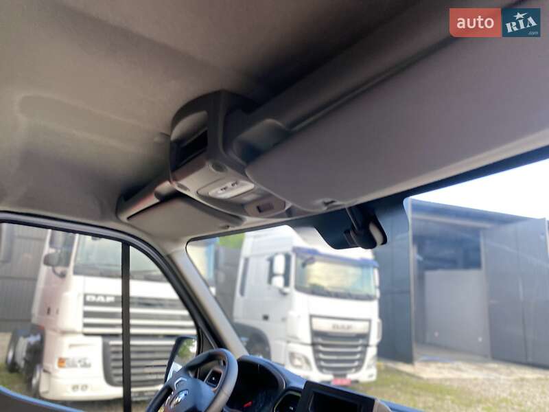 Грузовой фургон Renault Master 2022 в Хусте