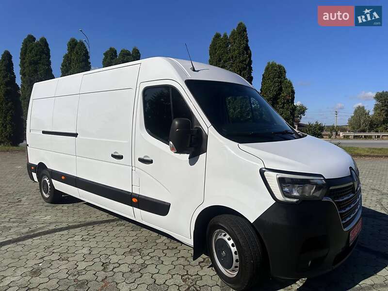 Грузовой фургон Renault Master 2020 в 