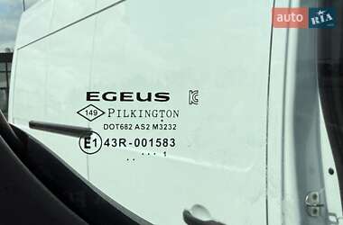 Грузовой фургон Renault Master 2021 в 