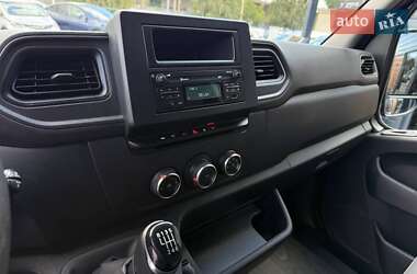 Грузовой фургон Renault Master 2020 в 