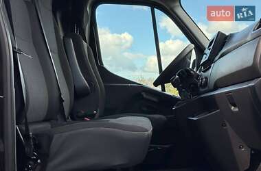 Грузовой фургон Renault Master 2020 в 
