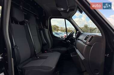 Грузовой фургон Renault Master 2020 в 