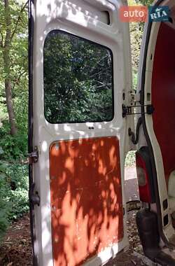 Грузовой фургон Renault Master 2007 в 