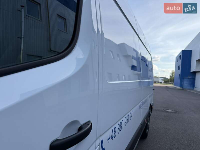 Грузовой фургон Renault Master 2021 в Киеве
