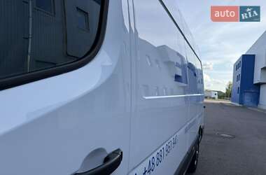 Вантажний фургон Renault Master 2021 в 