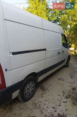 Грузовой фургон Renault Master 2011 в 
