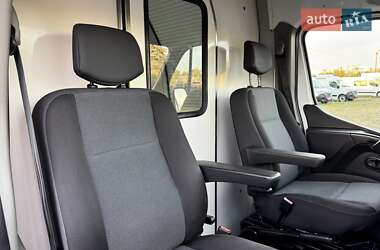Грузовой фургон Renault Master 2020 в 