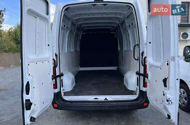 Грузовой фургон Renault Master 2020 в 
