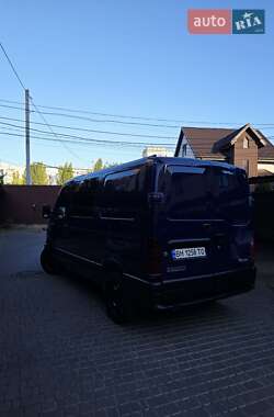 Грузовой фургон Renault Master 2002 в 