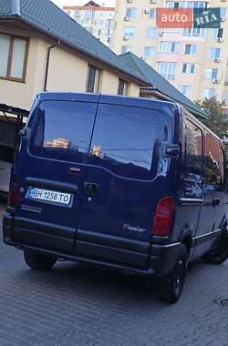 Грузовой фургон Renault Master 2002 в 