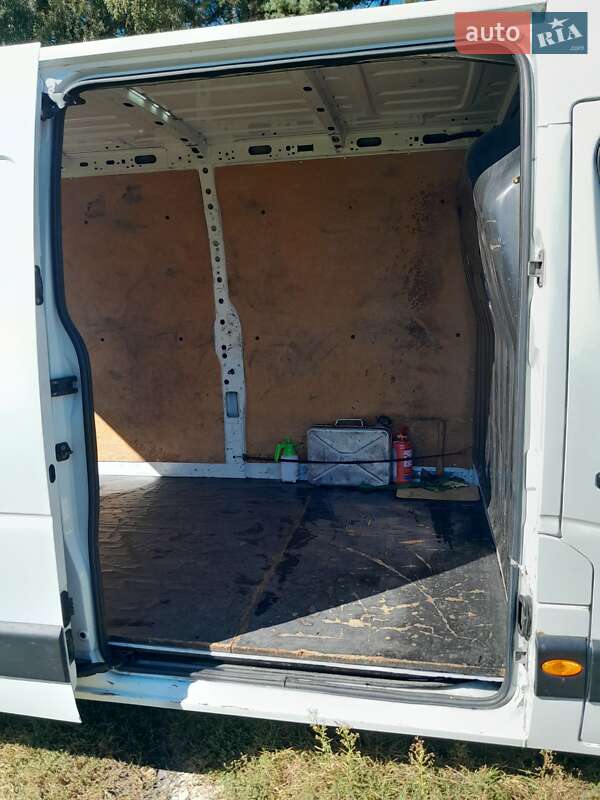 Вантажний фургон Renault Master 2017 в Бучі