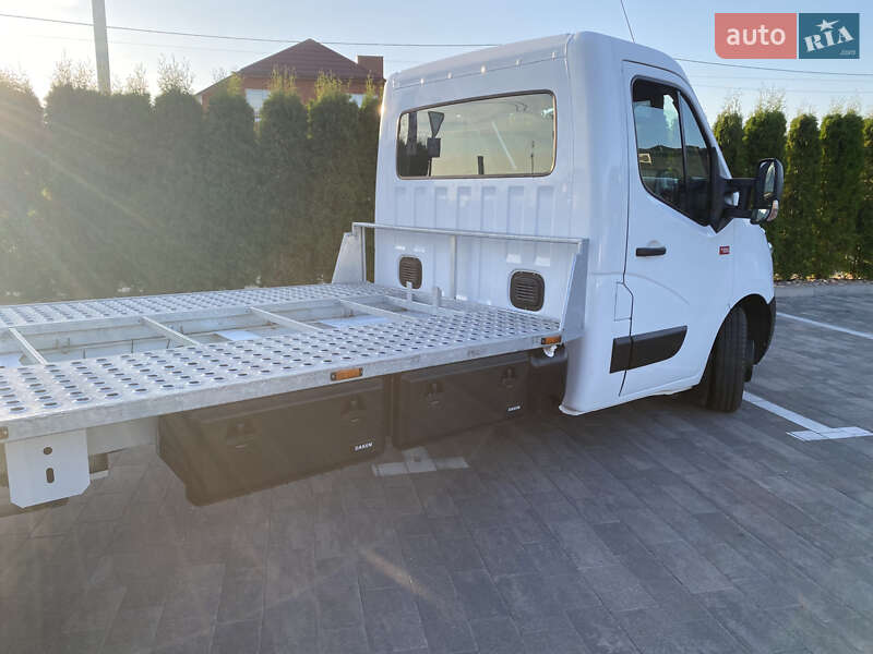Автовоз Renault Master 2017 в Луцке