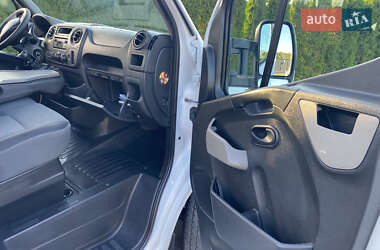 Евакуатор Renault Master 2017 в Луцьку