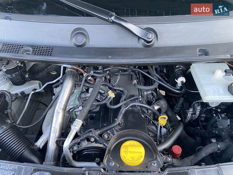 Автовоз Renault Master 2017 в Луцке