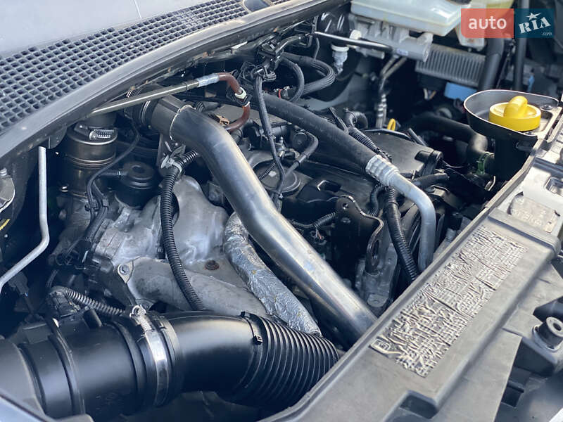 Автовоз Renault Master 2017 в Луцке