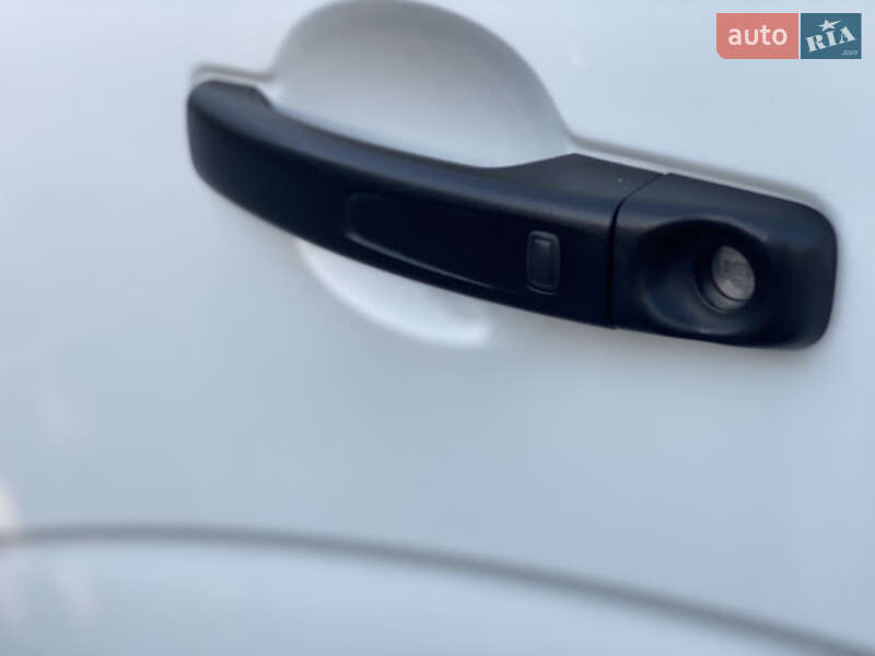 Автовоз Renault Master 2017 в Луцке