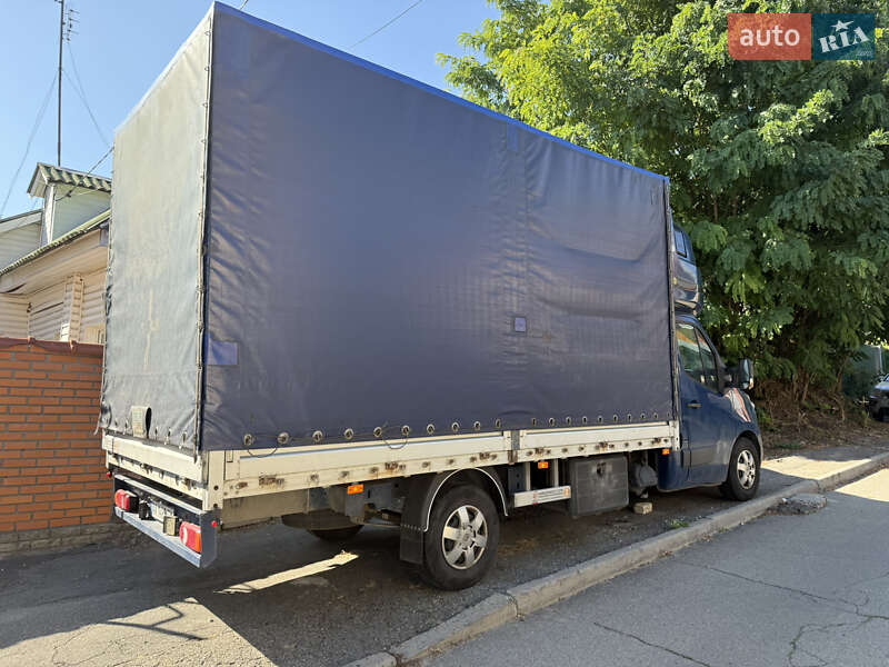 Вантажний фургон Renault Master 2016 в Києві