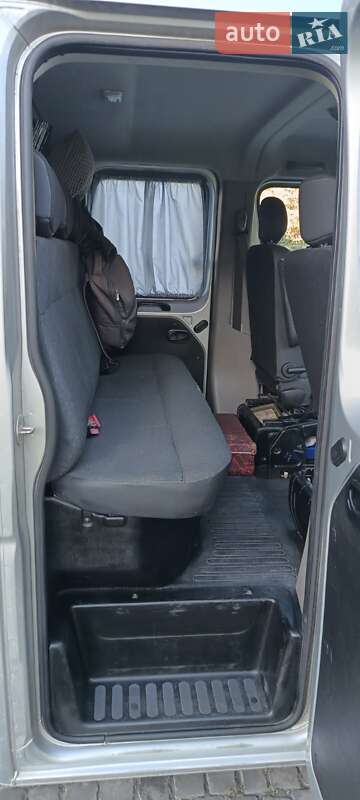 Грузопассажирский фургон Renault Master 2011 в Львове