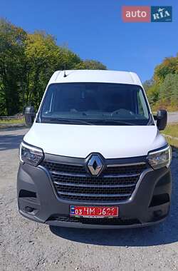 Грузовой фургон Renault Master 2021 в 
