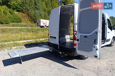 Грузовой фургон Renault Master 2021 в 