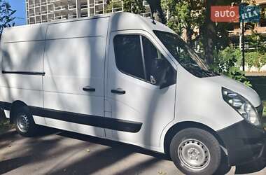 Грузовой фургон Renault Master 2016 в 