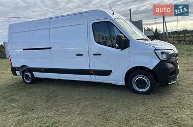 Грузовой фургон Renault Master 2023 в 
