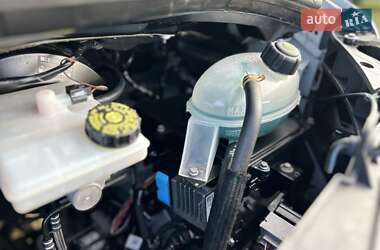 Грузовой фургон Renault Master 2023 в 
