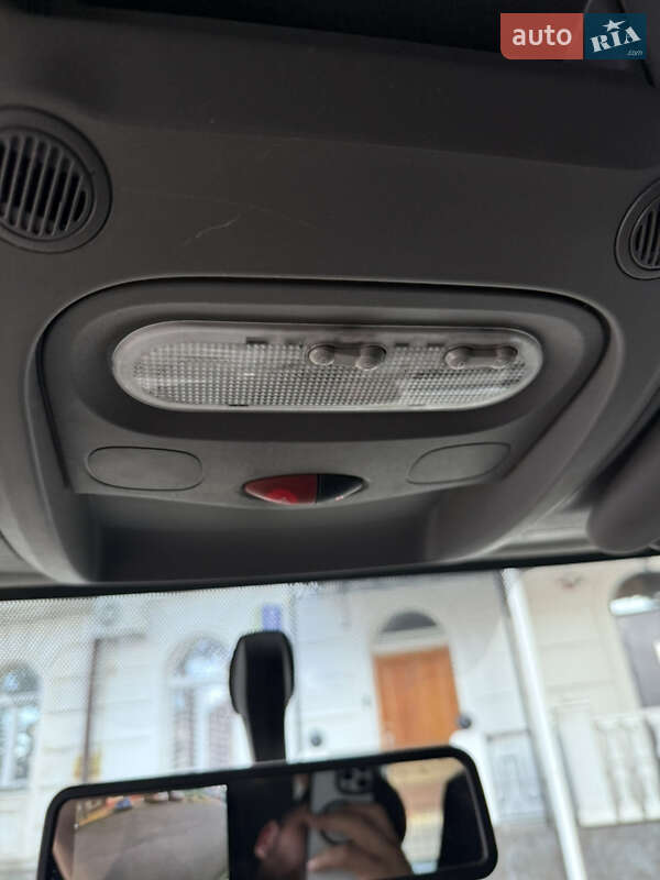 Грузовой фургон Renault Master 2016 в Николаеве