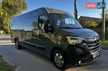 Грузовой фургон Renault Master 2022 в 